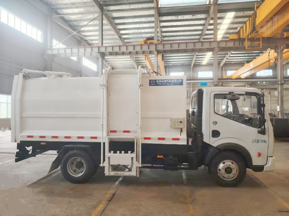 SANITATION TRUCK